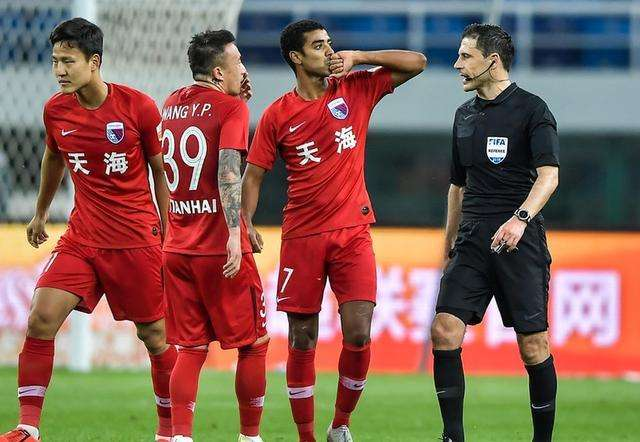 重庆惨败华夏幸福，中超保级形势岌岌可危的简单介绍