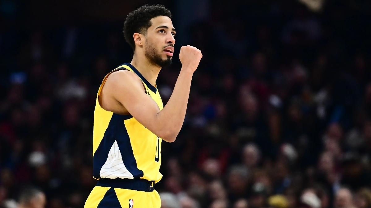 关于国王，唐斯，关键时刻神级表现！的信息